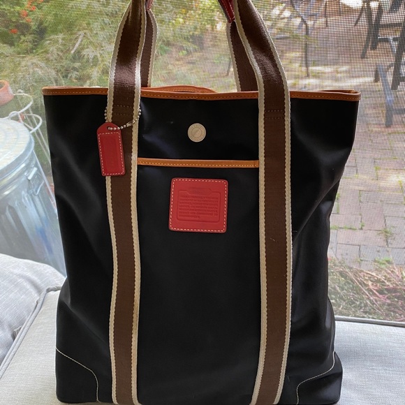 Coach Handbag - Picture 6 of 7